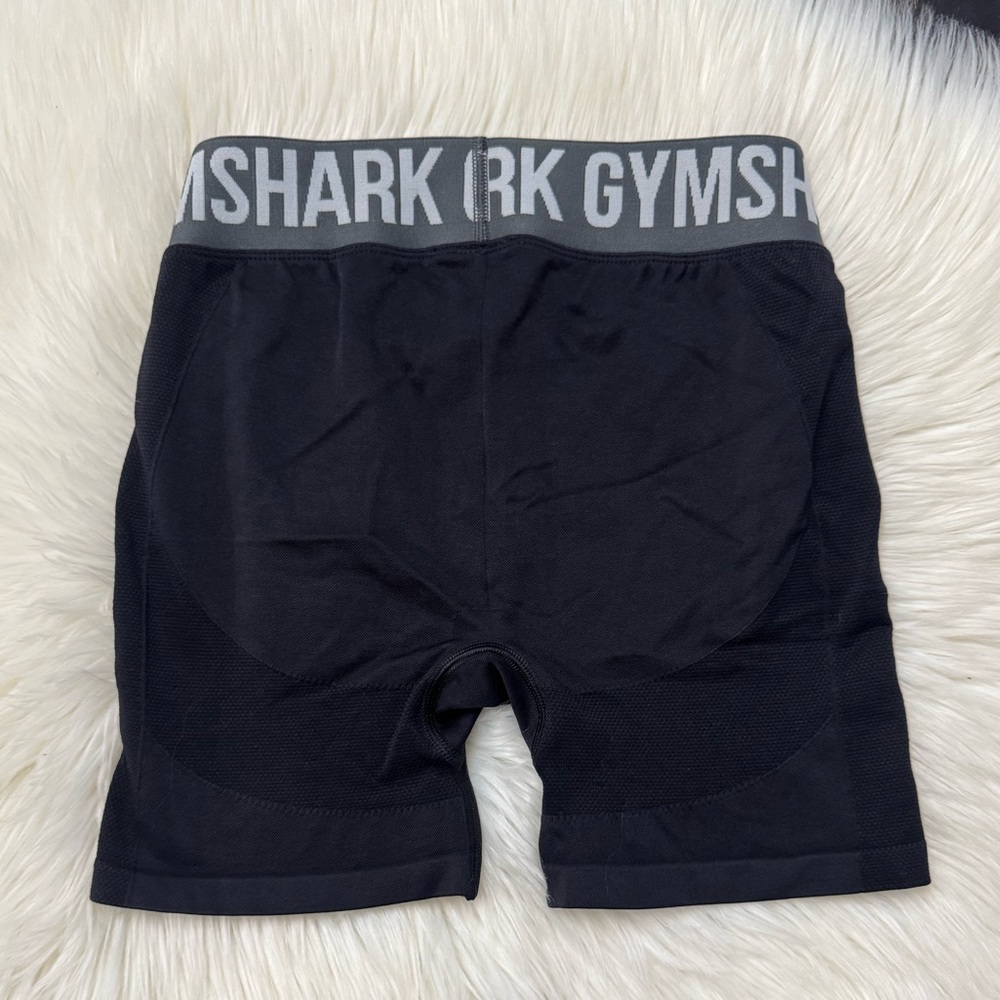Gymshark shorts sz small good used condition worn once - Picture 5 of 7